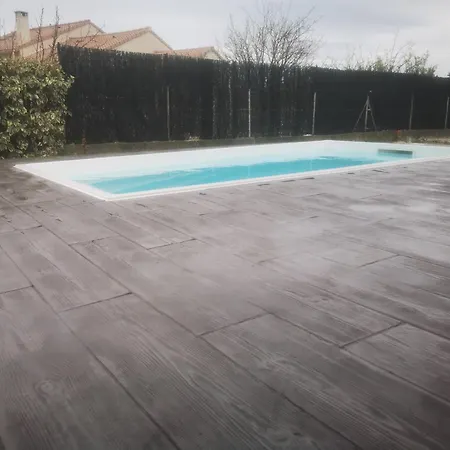 Charmante Maison De Avec Piscine Holiday home